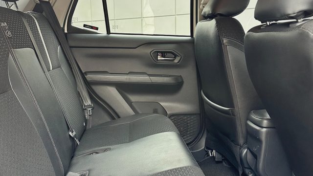 Feed Showroom – Toyota RAIZE GRS 1 0 TSS TWO TONE 2022 AT – SLIDE 9